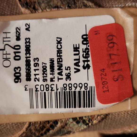 NWT SAKS OFF 5TH BEAUTIFUL LACE UP  FLATS - Picture 12 of 12